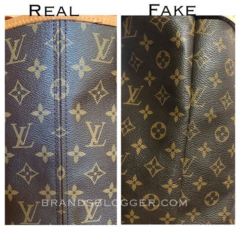 how to spot a fake louis vuitton monogram purse|how to tell if a louis vuitton bag is real.